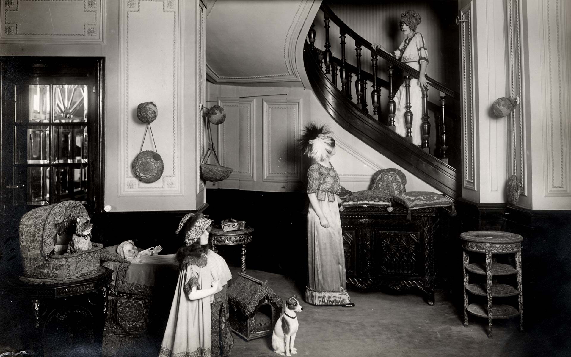 1889-photo-boutique-interieur-01