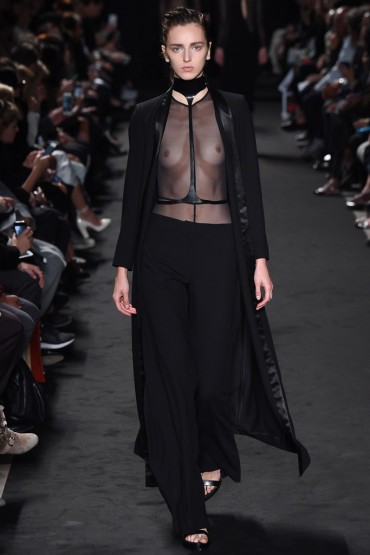 #PFW IL GOTICO DI ANN DEMEULEMEESTER  