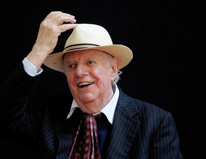 DARIO FO ADDIO ALL'ETERNO GIULLARE