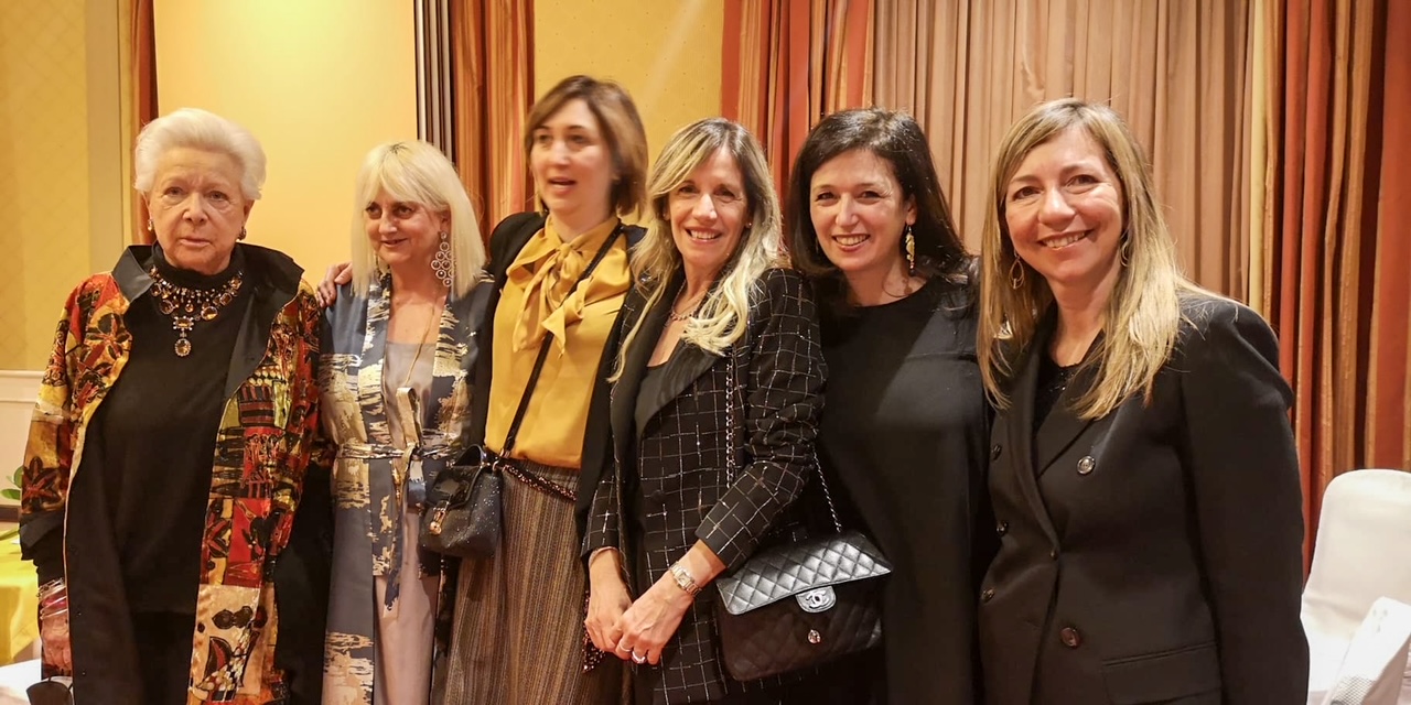 Vittoria Cappelli, Patrizia Finucci Gallo, Alessia Angelotti, Rossella Barbaro, Elena di Gioia Marilena Pillati
