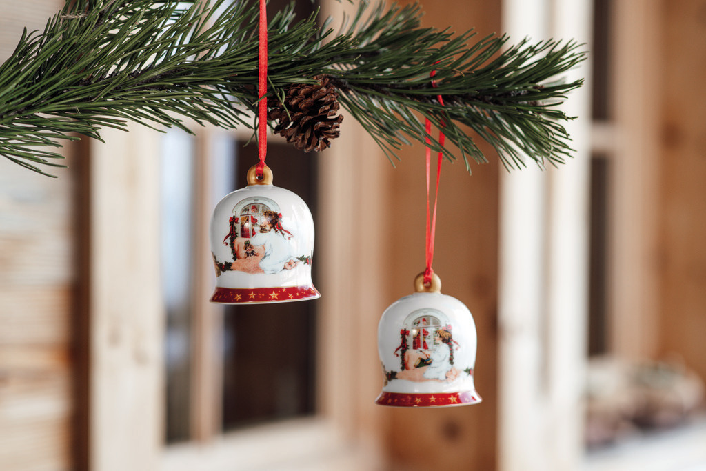 VB_1486266867_AnnualChristmasEdition2022_mono_exp_04_l_032022_orgweb
